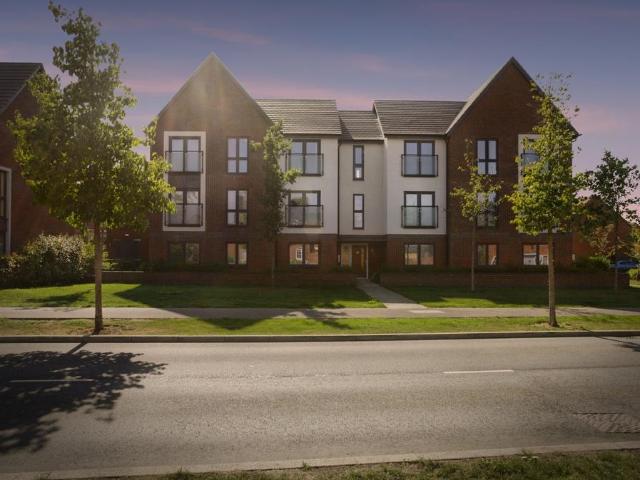 Flat for sale in Houlton, New Bilton