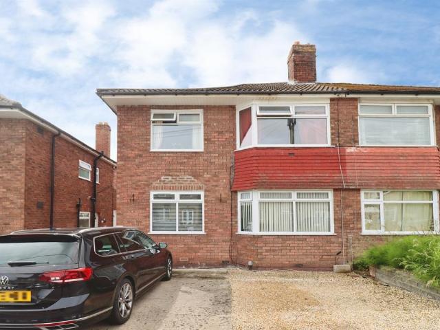 Flat for sale in Patchway