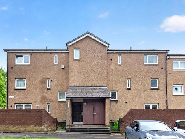Flat for sale in Calton, Scotland