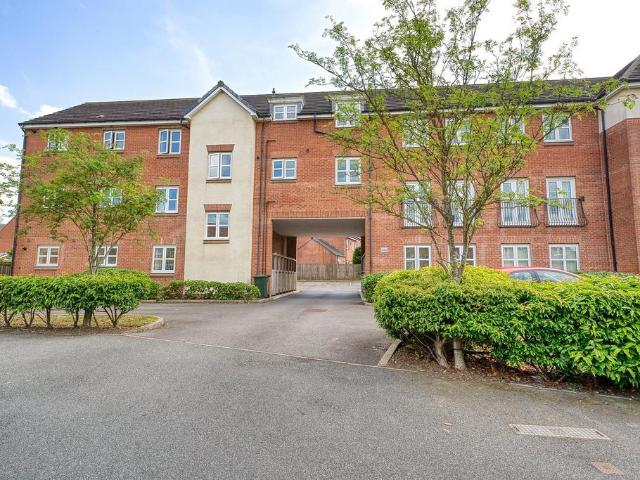 Flat for sale in Shiremoor, North Tyneside