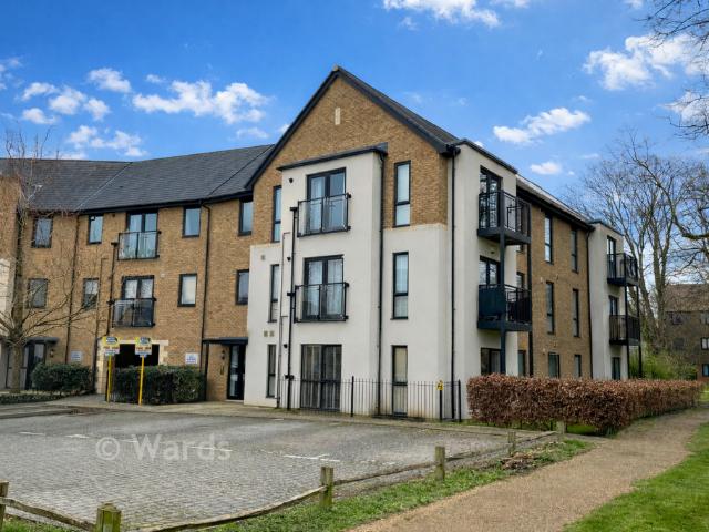 Flat for sale in Leybourne, Bourne Vale