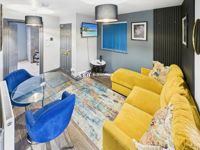 Flat for sale in Wealdstone, Greater London