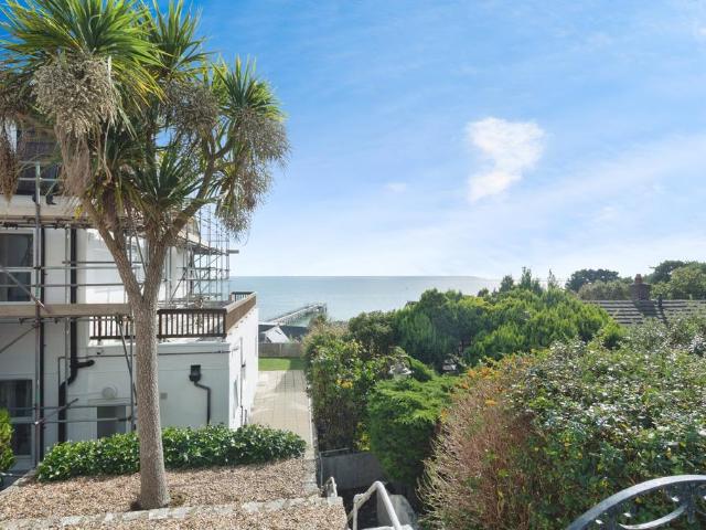 Flat for sale in Boscombe, Bournemouth