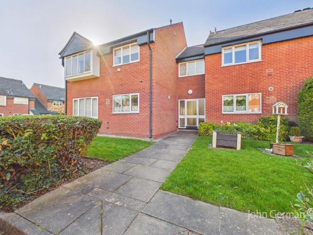 Flat for sale in Lichfield, Boley Park