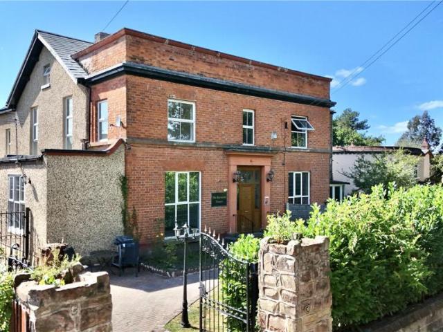 Flat for sale in Heswall, Wirral