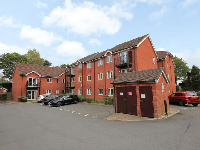 Flat for sale in Lowford, Eastleigh