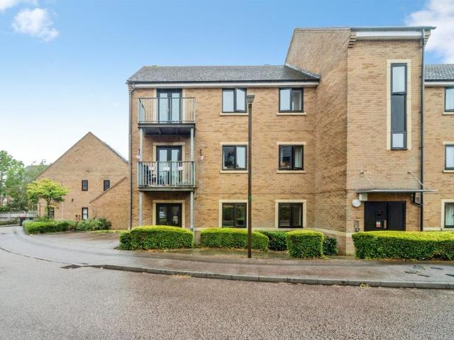 Flat for sale in Shenley Brook End, Milton Keynes