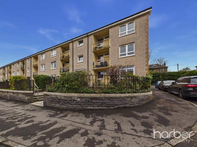 Flat for sale in Dennistoun, Scotland