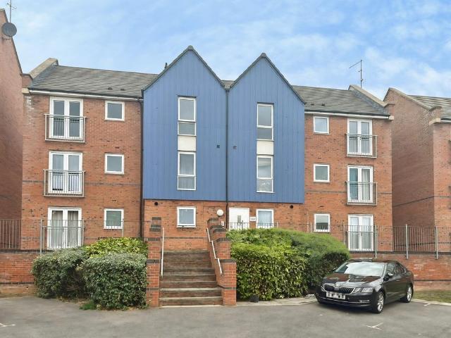 Flat for sale in City Wharf, Coventry