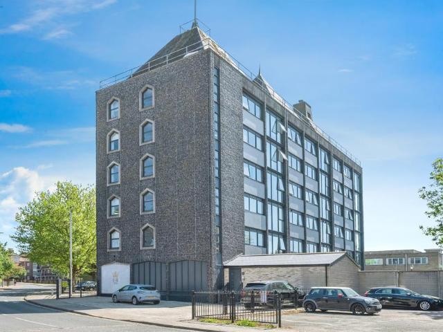 Flat for sale in Southtown, Stokesby