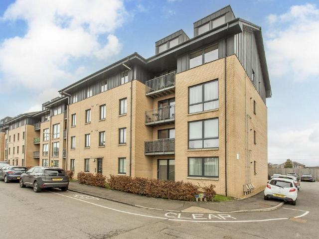 Flat for sale in Auchinairn, Bishopbriggs