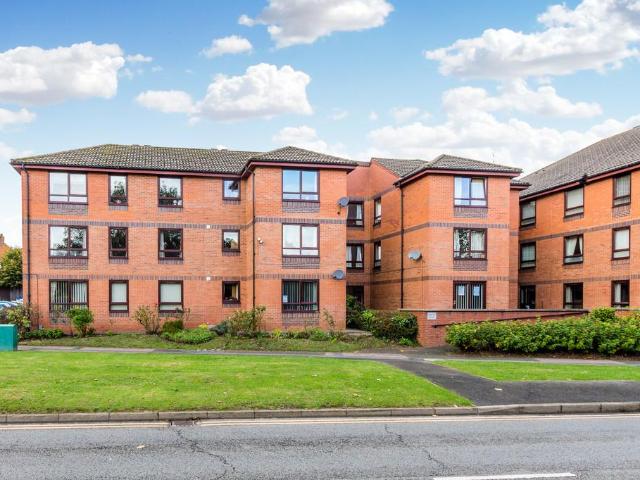 Flat for sale in Rushden