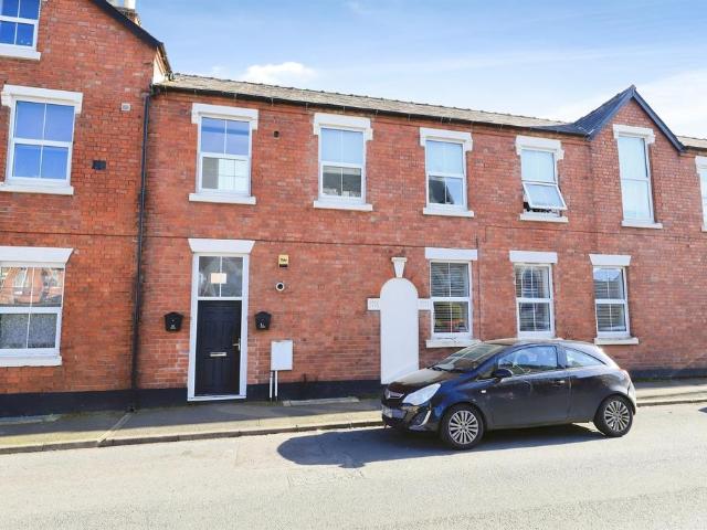 Flat for sale in Aggborough, Wyre Forest