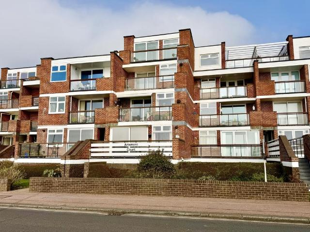 Flat for sale in Lee-on-the-Solent, Middlecroft