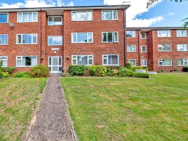 Flat for sale in Heath Hayes and Wimblebury, Chadsmoor