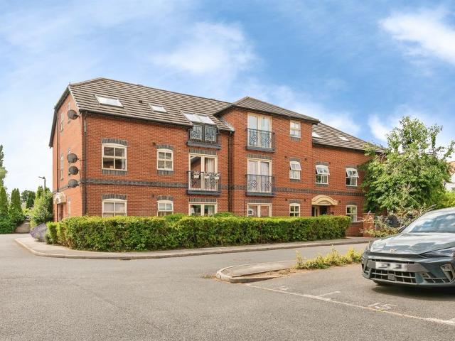 Flat for sale in Lady Bay, Barton In Fabis