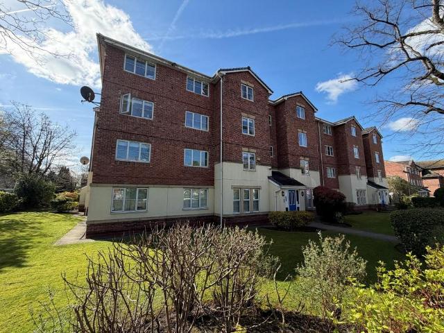 Flat for sale in Georgia, Greater Manchester