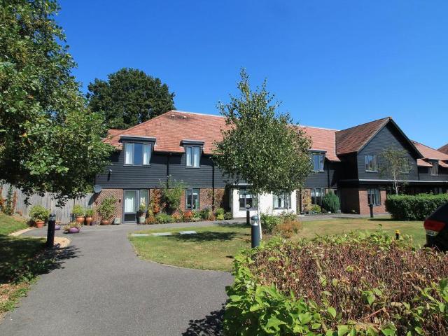 Flat for sale in Cross In Hand, East Sussex
