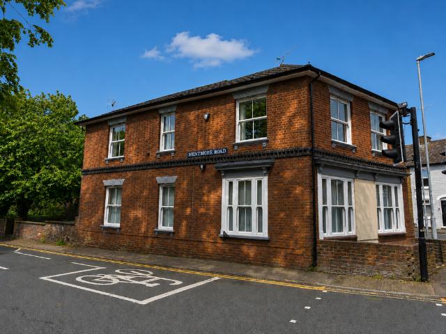 Flat for sale in Leighton-Linslade, Linslade