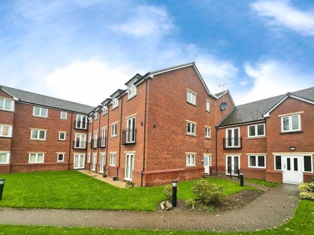 Flat for sale in Bloxwich, West Midlands