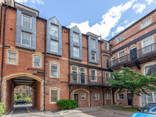 Flat for sale in Mayfield, Newington