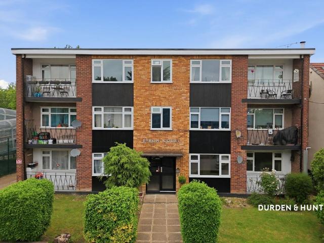 Flat for sale in South Woodford, Isle Of Man