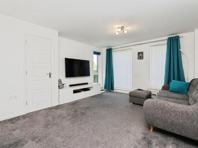 Flat for sale in Feckenham, City Of Bristol