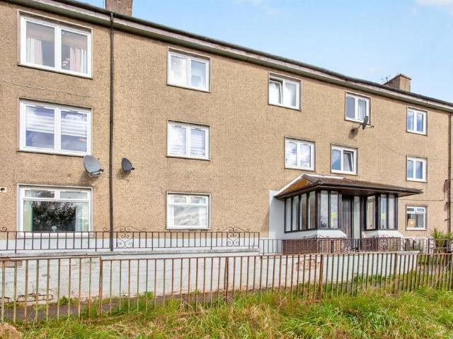 Flat for sale in Riddrie Knowes, Glasgow