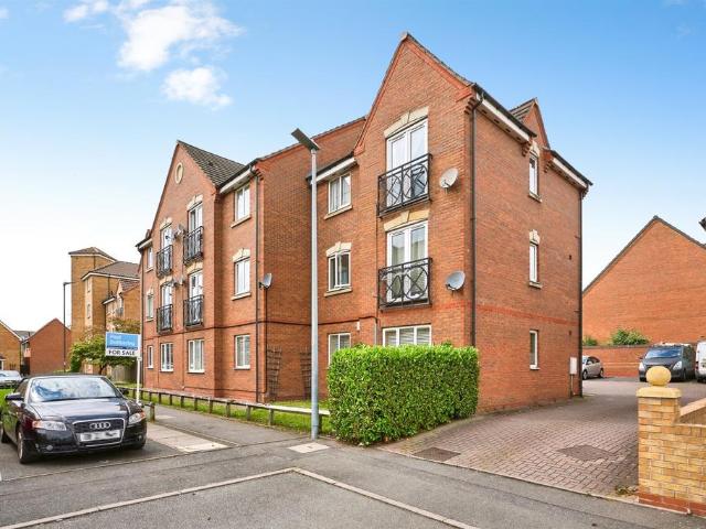 Flat for sale in Horseley Heath, Tipton