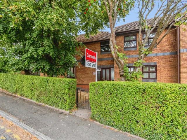 Flat for sale in Broomhill, Chadsmoor