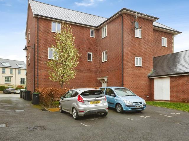 Flat for sale in The Maltings, Shaftesbury