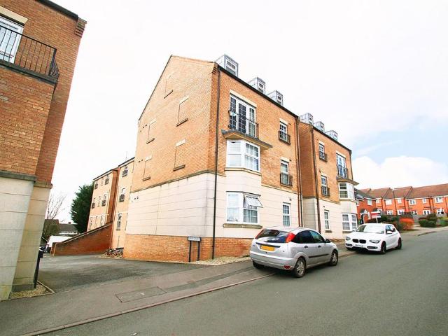 Flat for sale in Bilton, Rugby
