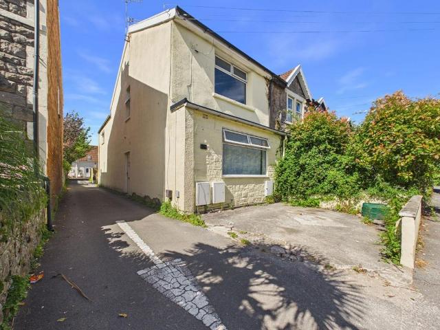 Flat for sale in Weston-super-mare, North Somerset