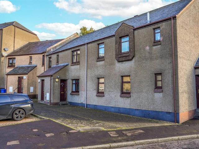Flat for sale in Lanark, South Lanarkshire