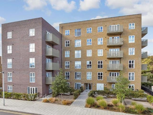 Flat for sale in Troy Town, Rochester