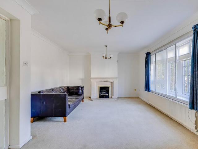 Flat for sale in Wales