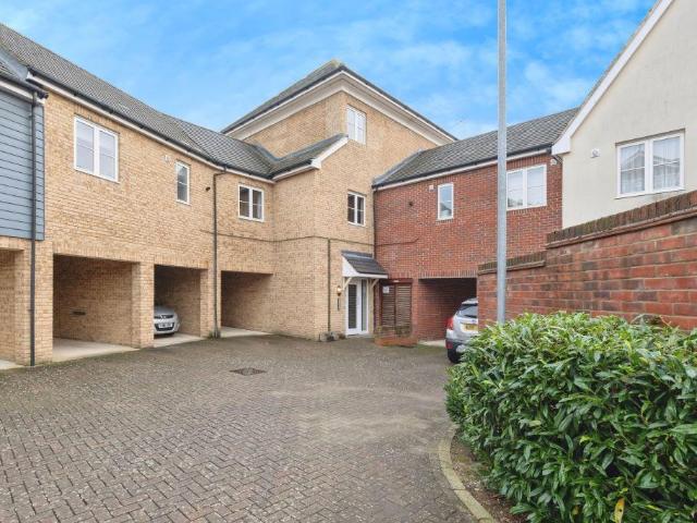 Flat for sale in Redhouse Park, Great Linford