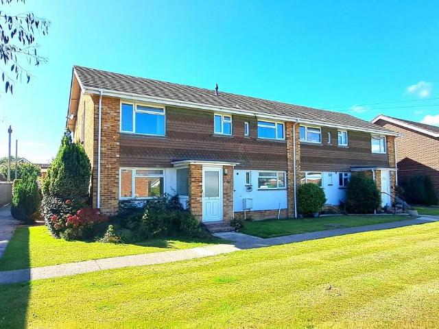 Flat for sale in Old Milton, Ashurst Bridge