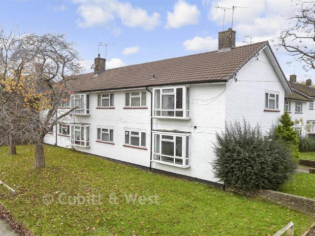 Flat for sale in Glynde, West Sussex
