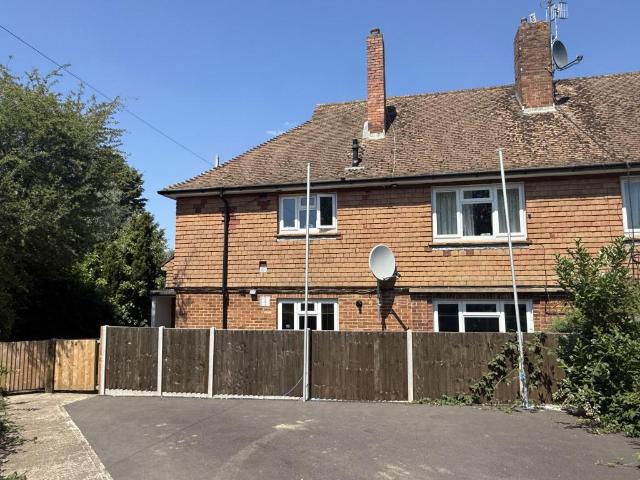 Flat for sale in Ramslye, Sandown Park
