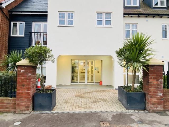 Flat for sale in Comers, Norfolk