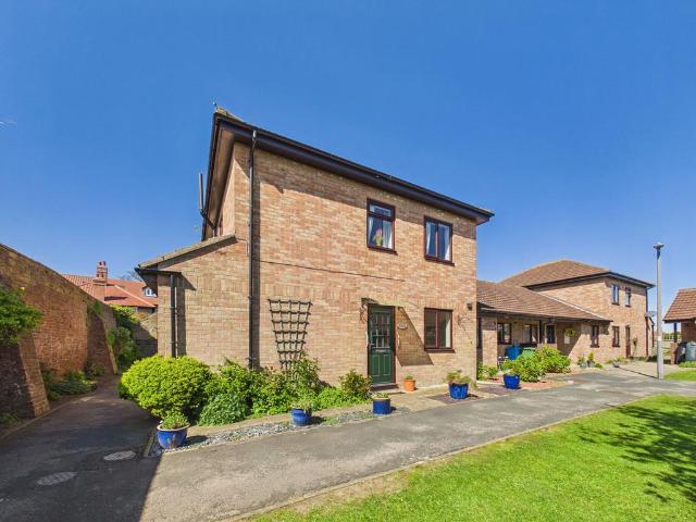Flat for sale in Whitby, North Yorkshire