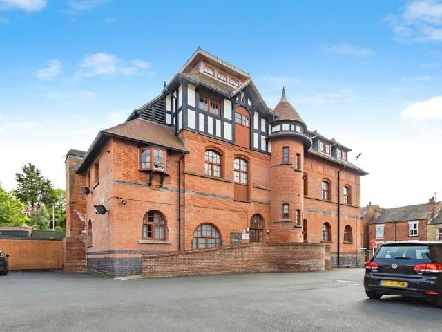 Flat for sale in Gedling