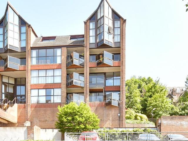 Flat for sale in Troy Town, Rochester