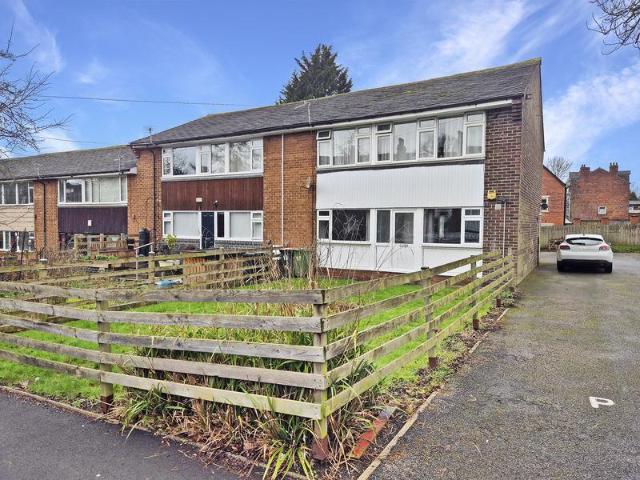 Flat for sale in Hyde Park, West Yorkshire
