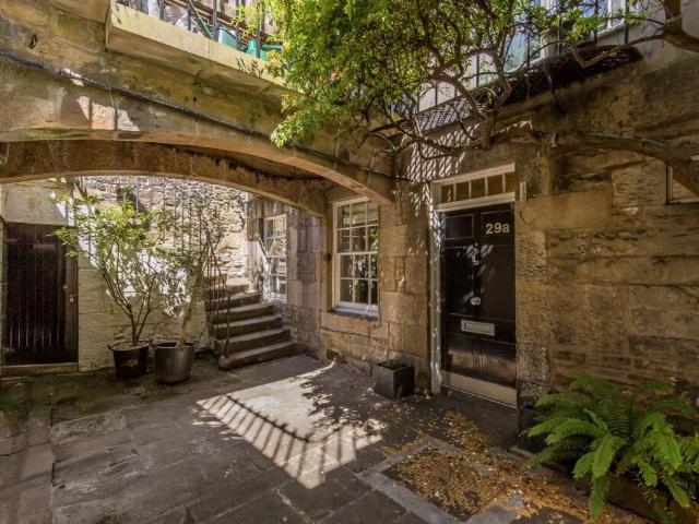 Flat for sale in New Town, Scotland