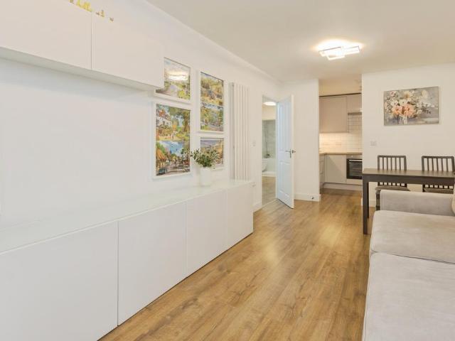Flat for sale in Swanley, The Butts
