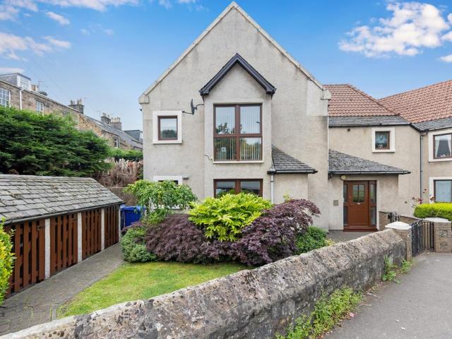 Flat for sale in Dalkeith, Eskbank