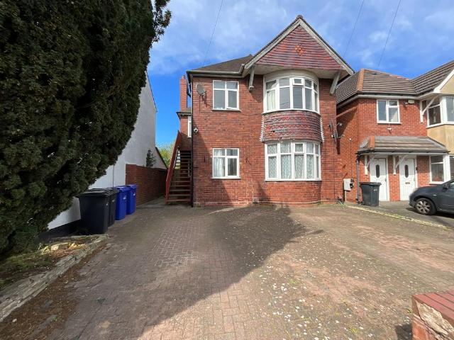 Flat for sale in Shell Corner, Halesowen