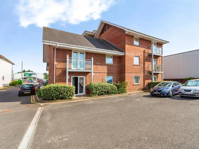 Flat for sale in Upper Shirley, City Of Southampton